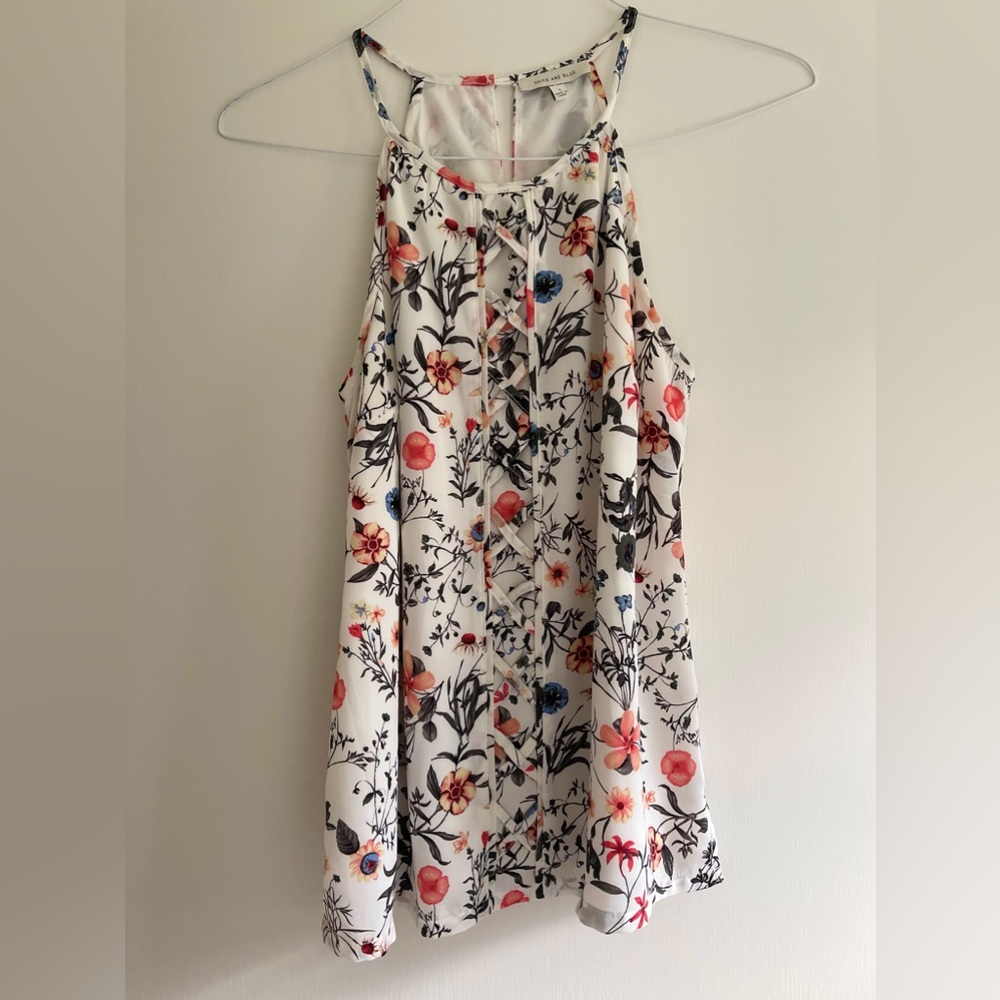 Skies Are Blue White Floral High Neck Top SMALL